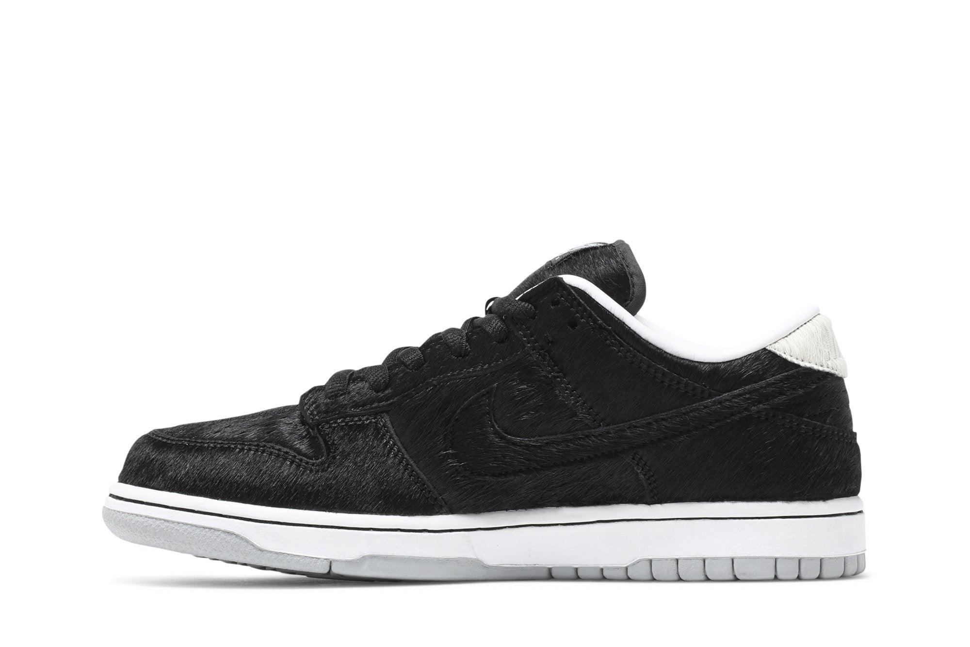 Medicom Toy x Nike SB Dunk a@rbrick Black