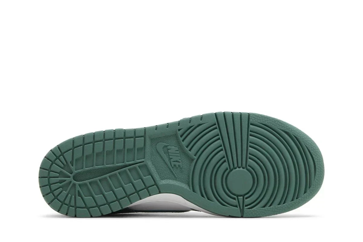 Nike Dunk Low Bicoastal