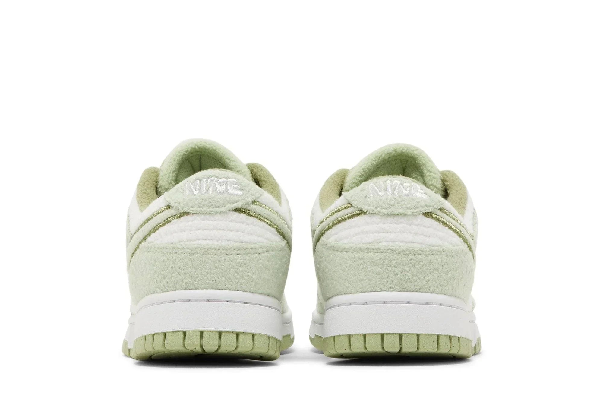 Nike Dunk Low SE Fleece Honeydew Green