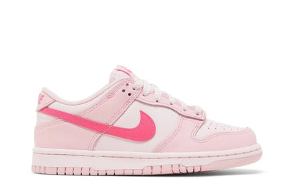 Nike Dunk Low Triple Pink