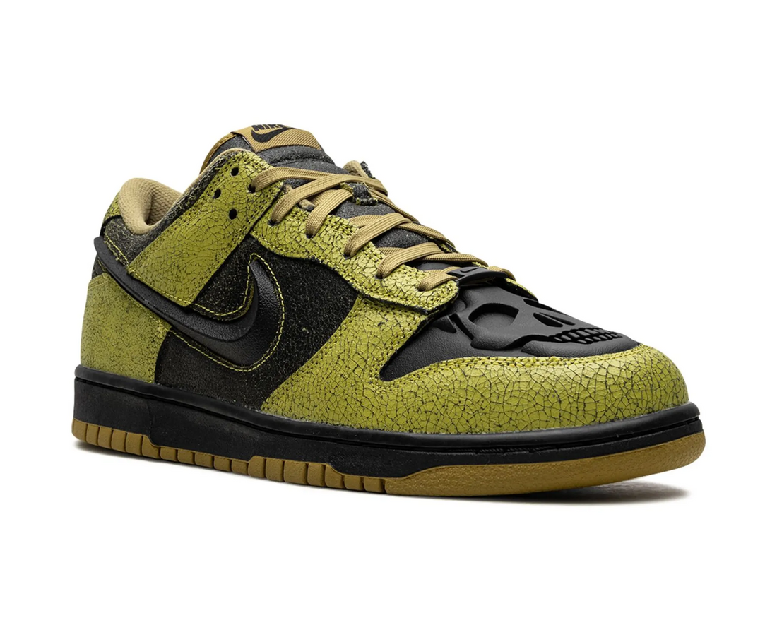 Nike Dunk Low Retro QS Halloween Skull Green