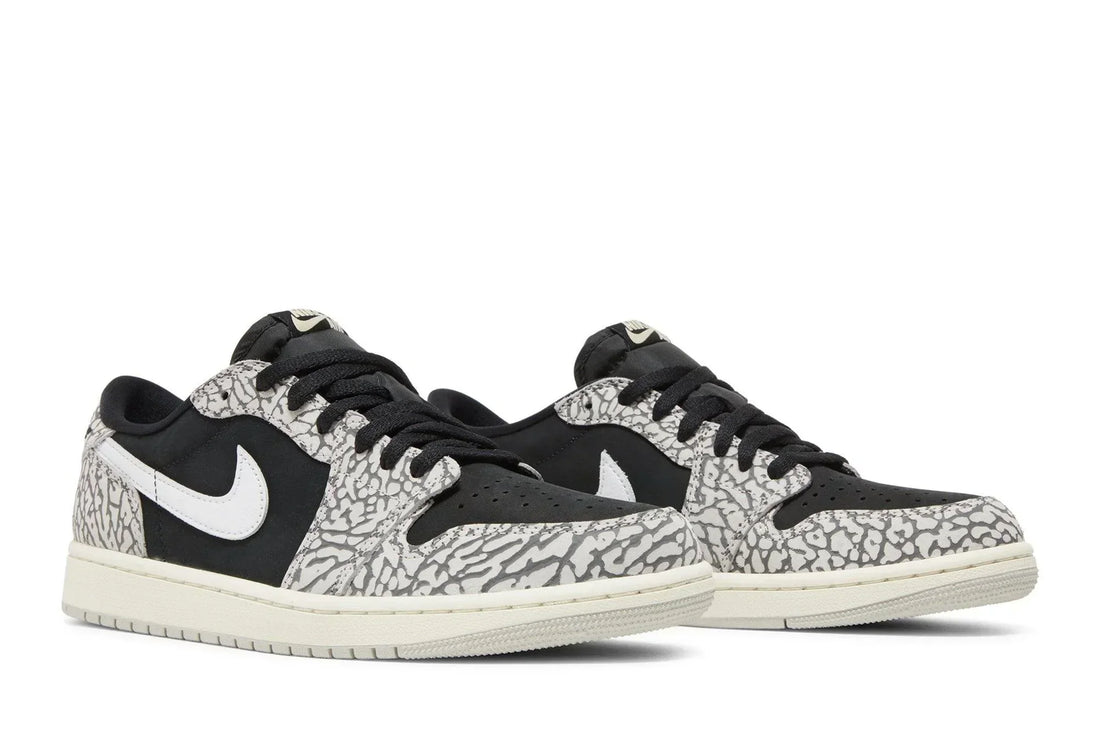 Air Jordan 1 Retro Low OG &