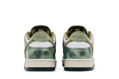 Nike Dunk Sb x Alexis Sablone Chameleon Green